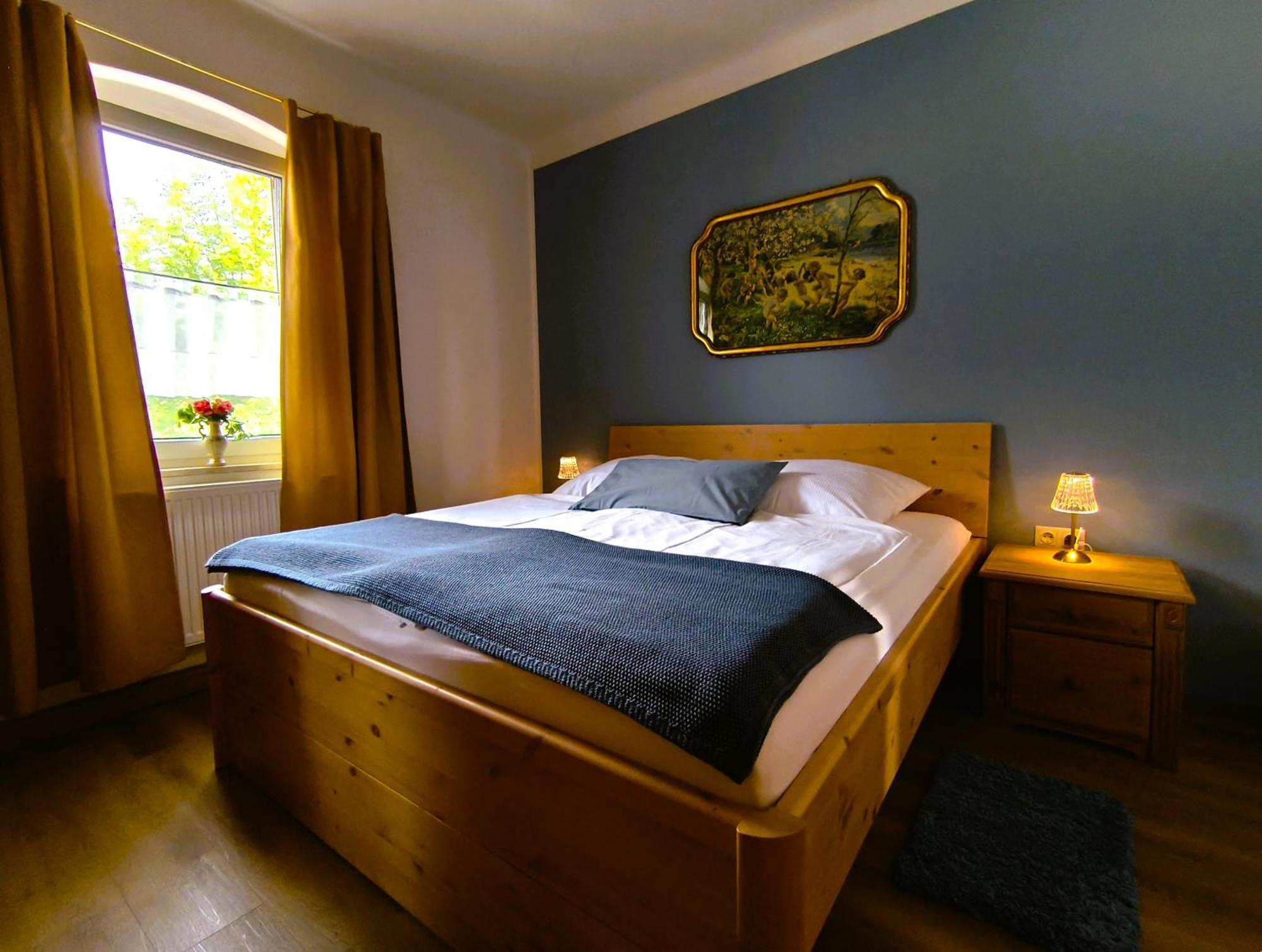 Gasthaus & Pension Zirkelstein Schona ภายนอก รูปภาพ